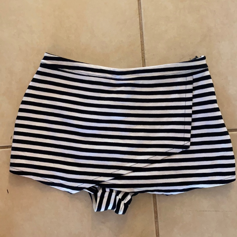 Skort
